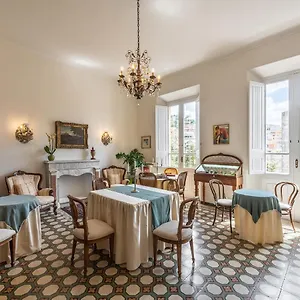 ** Frühstückspension Palazzo Santa Caterina Italien